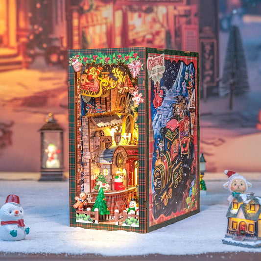 Santa Parade OverDecade