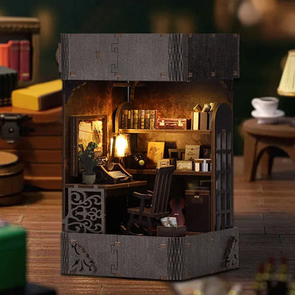 detective miniature kit