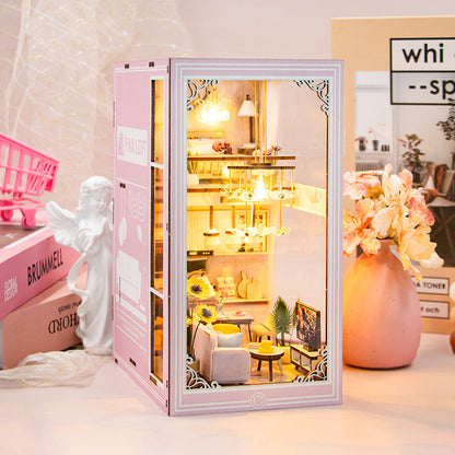 Pink Loft Apartment OverDecade
