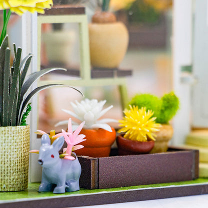 Sunshine Garden House OverDecade