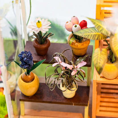 Sunshine Garden House OverDecade
