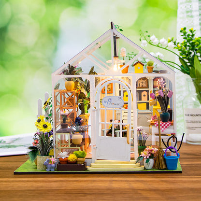 Sunshine Garden House OverDecade