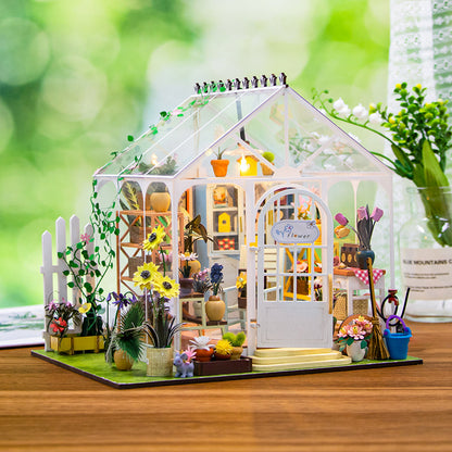 Sunshine Garden House OverDecade